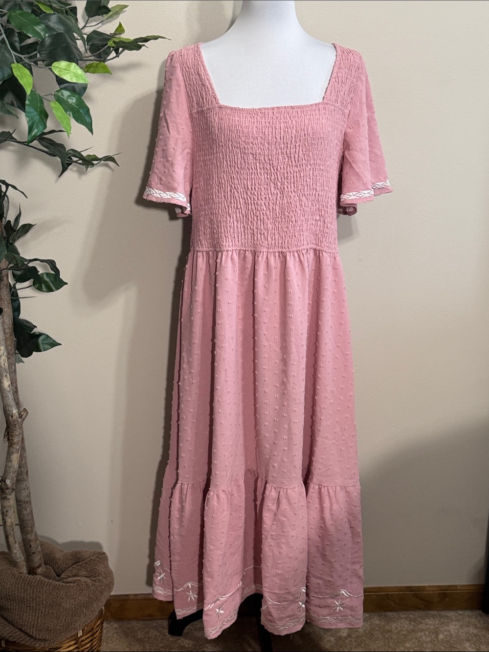 NWT - Vintage-Inspired Pink Swiss Dot Maxi Dress - 2XL